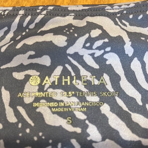 - Athleta Ace Printed Skirt - Picture 7 of 9
